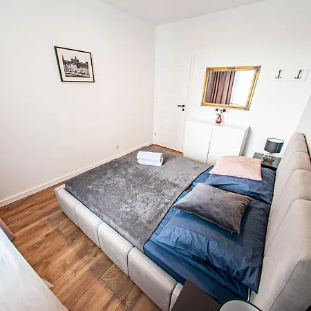 Euro New Gardens Delux