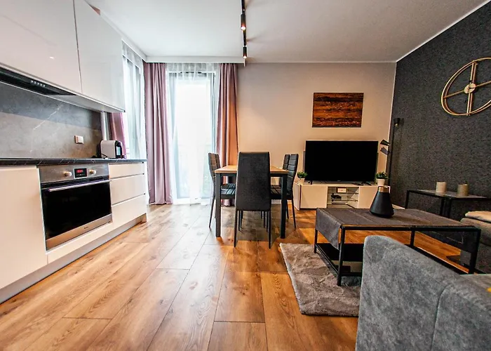 Euro New Gardens Delux Lägenhet *